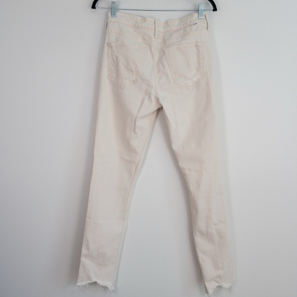 Mother Superior The Flirt Chew Jeans in White Unnatural Acts - Picture 6 of 14